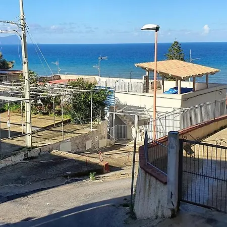 Romantic With Sea View In - Terrace & Bbq Apartment Alcamo